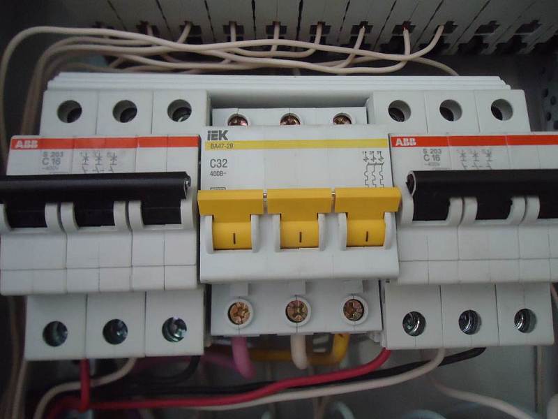 Обследование фундамента магазина «Reebok» фото 3